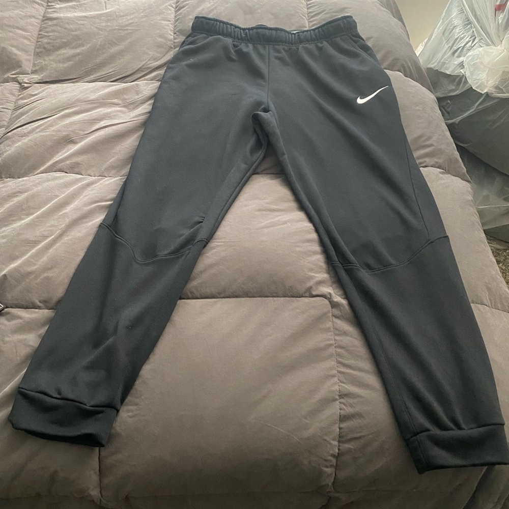 Nike dri fit men’s training pants black L
